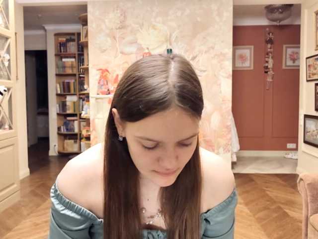 ElenaKeel live cam on BongaCams