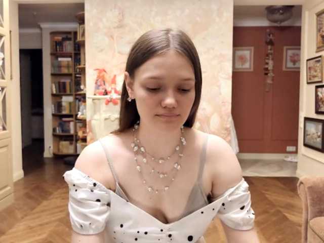 ElenaKeel live cam on BongaCams