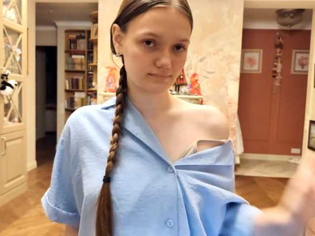 ElenaKeel live cam on BongaCams