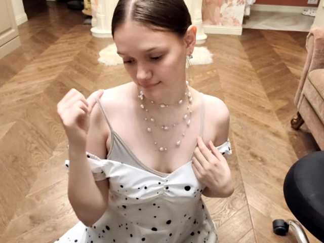 ElenaKeel live cam on BongaCams