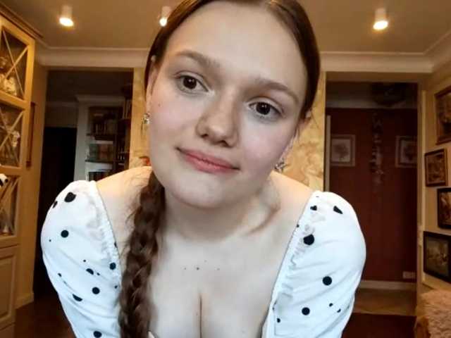 ElenaKeel live cam on BongaCams