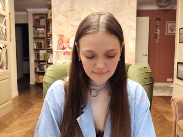 ElenaKeel live cam on BongaCams