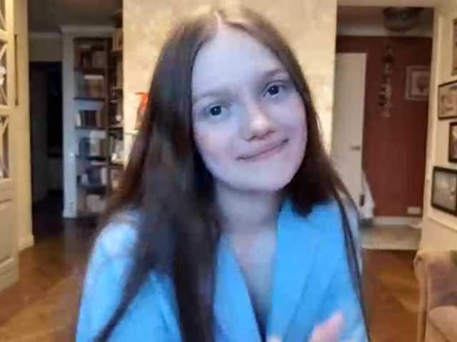 ElenaKeel live cam on BongaCams
