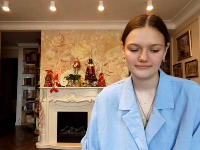 ElenaKeel live cam on BongaCams