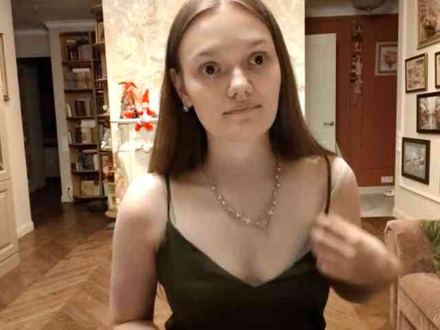 Modèle: ElenaKeel