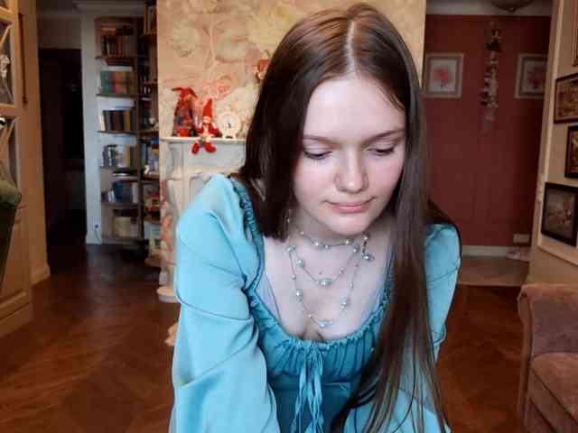 ElenaKeel webcam
