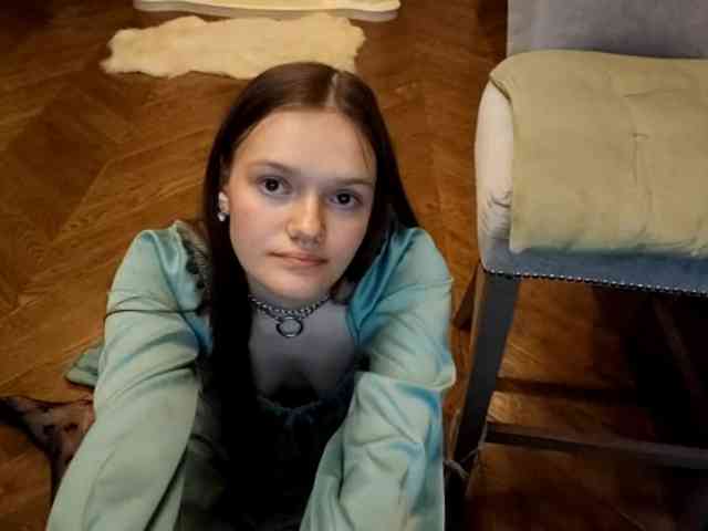 ElenaKeel webcam