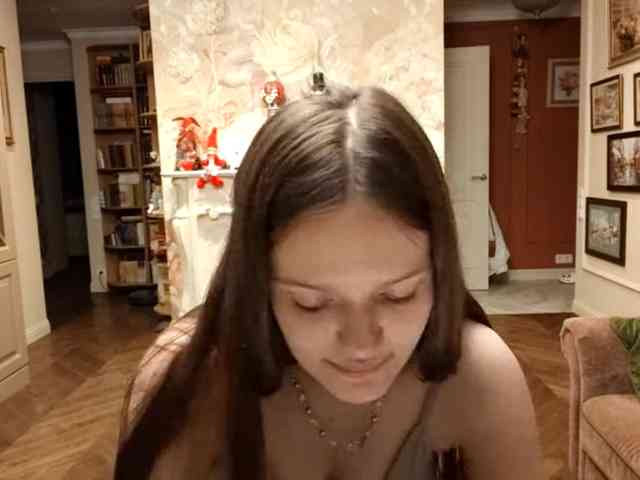 ElenaKeel webcam