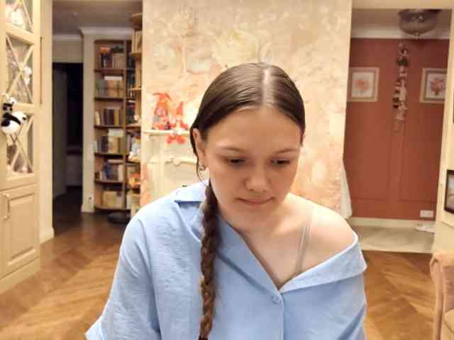 Modèle: ElenaKeel