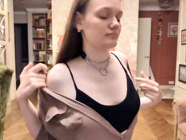 Modèle: ElenaKeel