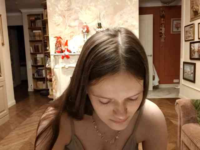 ElenaKeel webcam