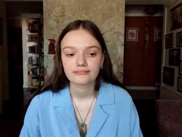 Modèle: ElenaKeel