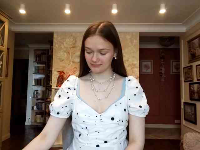 ElenaKeel webcam
