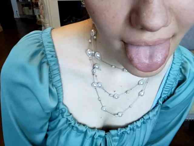 ElenaKeel webcam