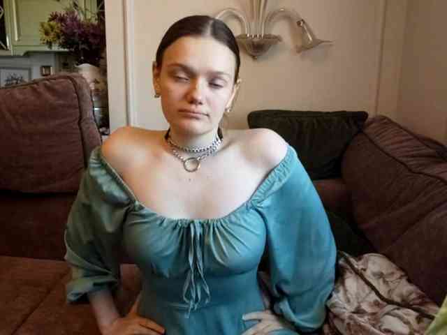 ElenaKeel webcam