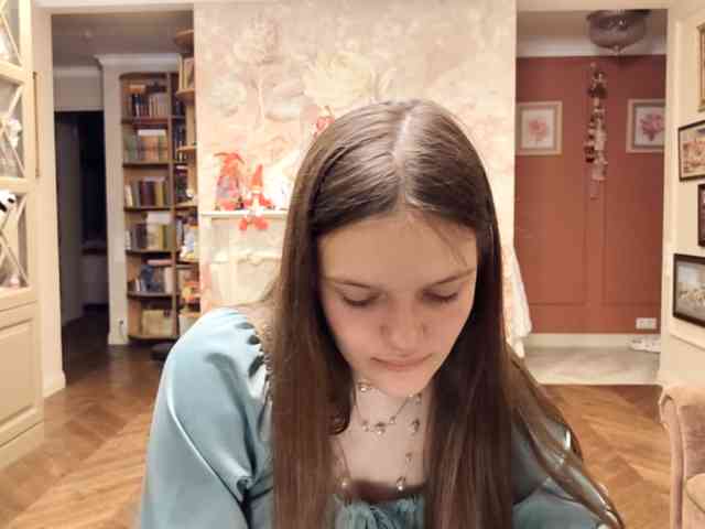 ElenaKeel webcam