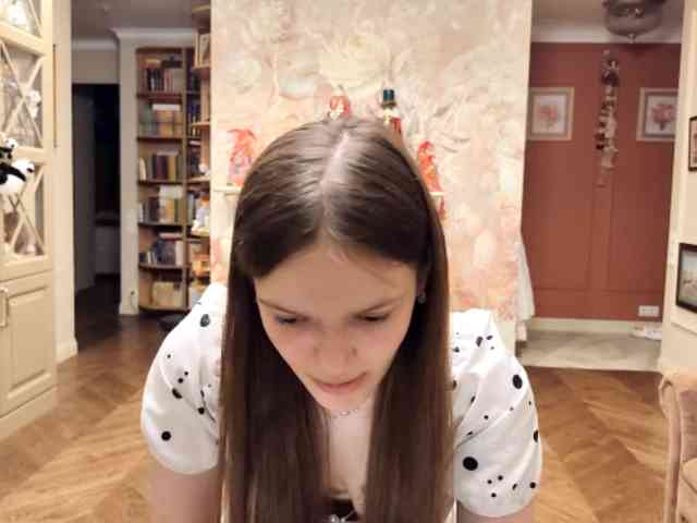 ElenaKeel webcam