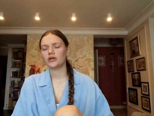ElenaKeel webcam