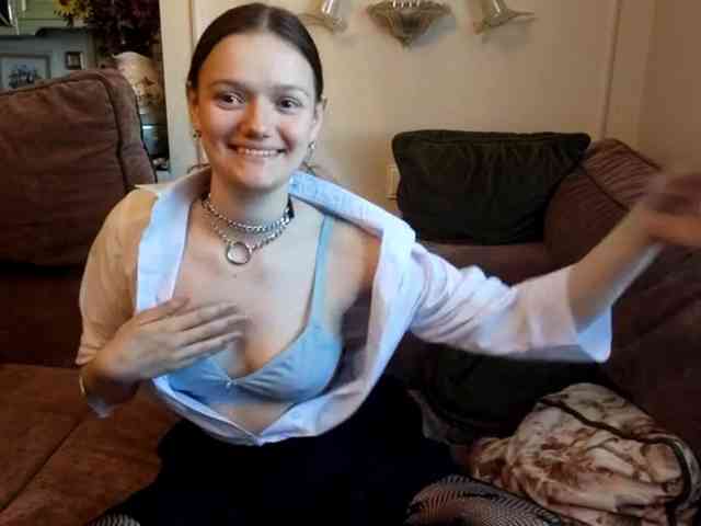 Modèle: ElenaKeel