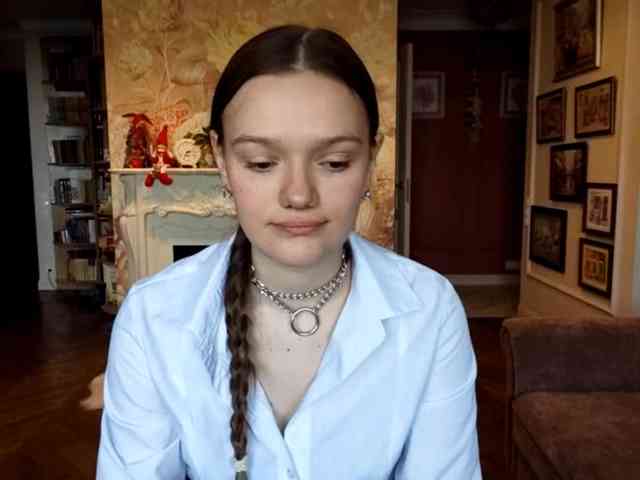 Modèle: ElenaKeel