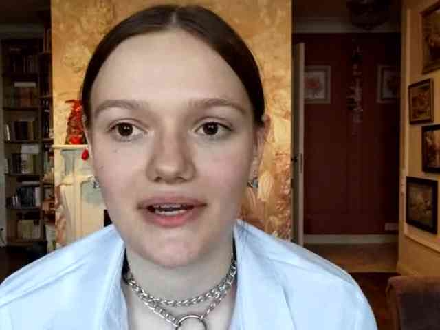 ElenaKeel webcam