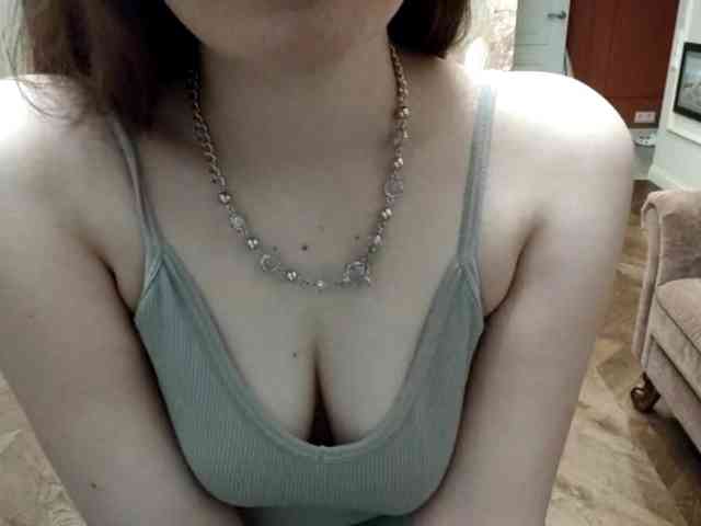 strip chat room ElenaKeel