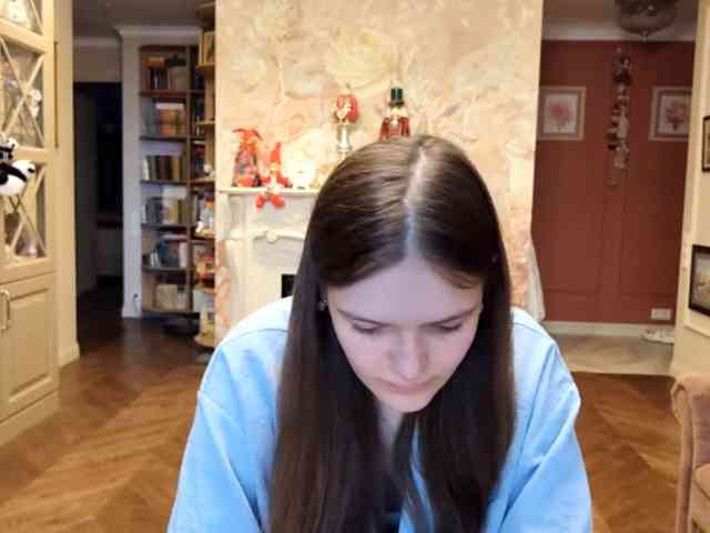 Modèle: ElenaKeel