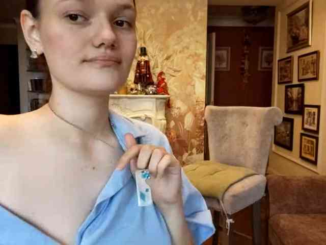 Modèle: ElenaKeel