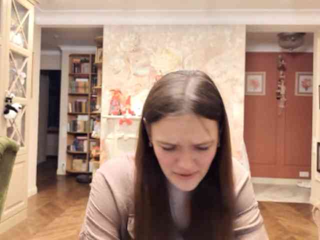 ElenaKeel webcam