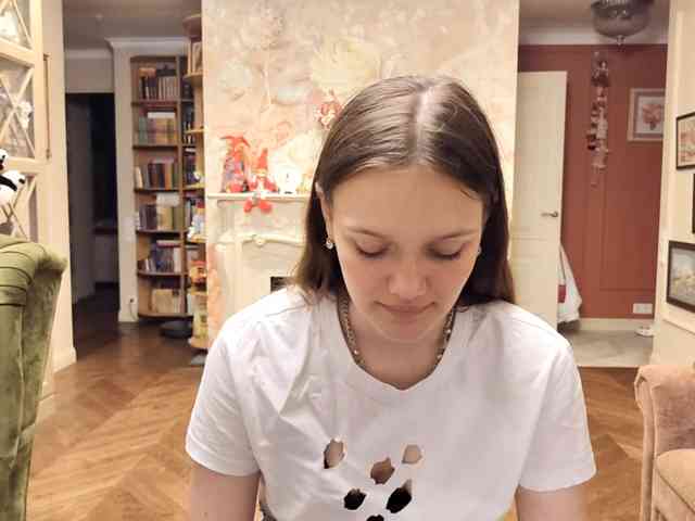 ElenaKeel webcam