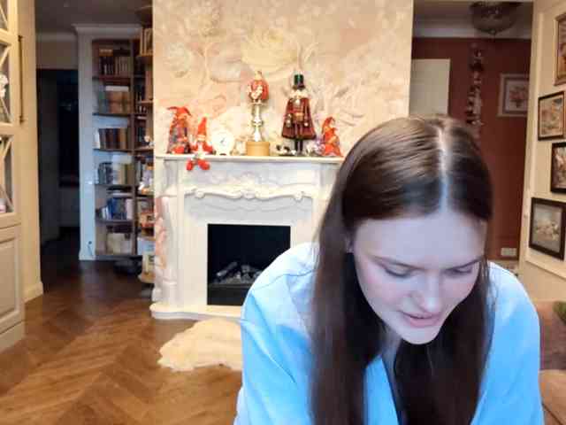 Modèle: ElenaKeel