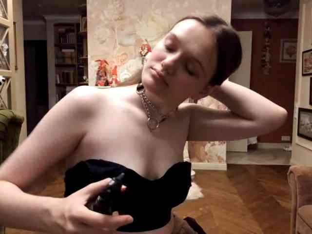ElenaKeel webcam