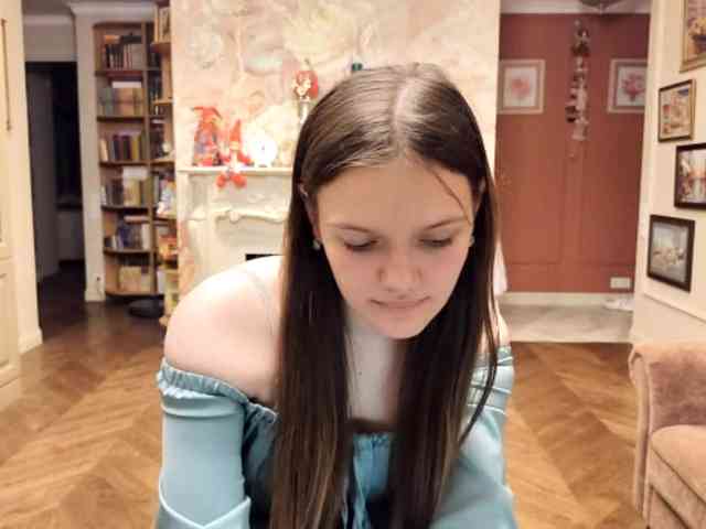 ElenaKeel webcam