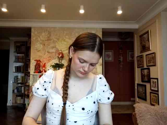 Model: ElenaKeel