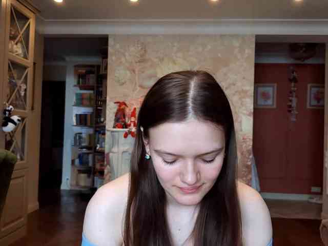 ElenaKeel webcam