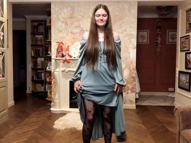 Modèle: ElenaKeel