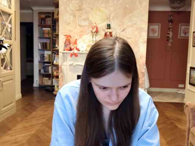 Modèle: ElenaKeel