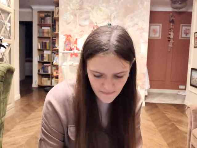 ElenaKeel webcam
