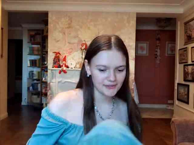 Modèle: ElenaKeel