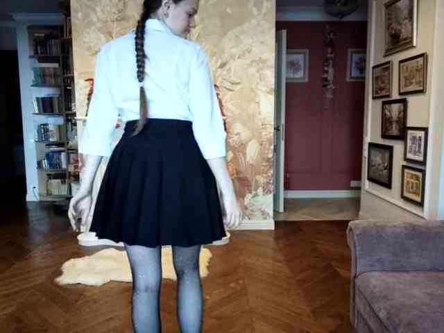 Modèle: ElenaKeel