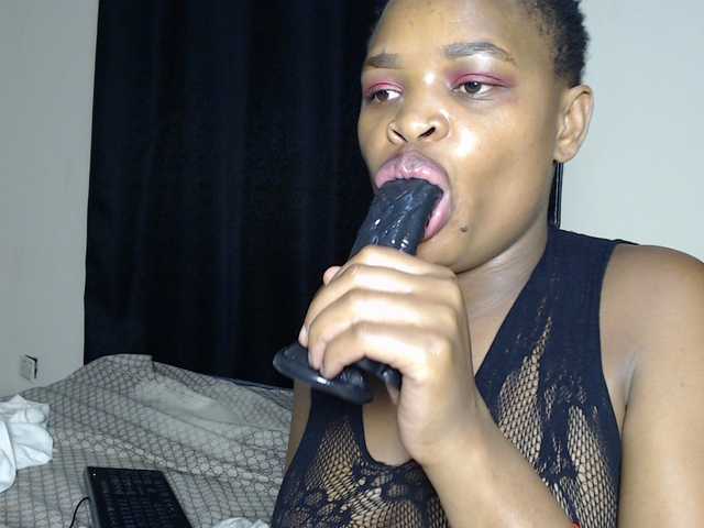 Leylawalker live cam on BongaCams