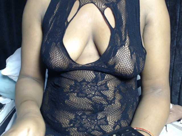 Leylawalker live cam on BongaCams