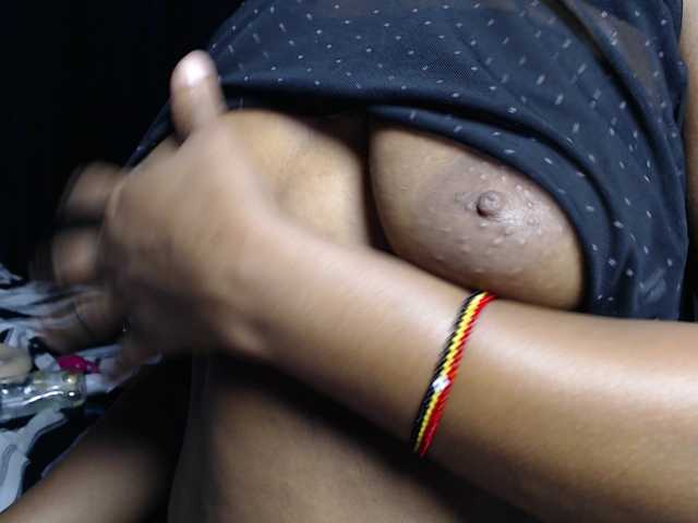 Leylawalker live cam preview