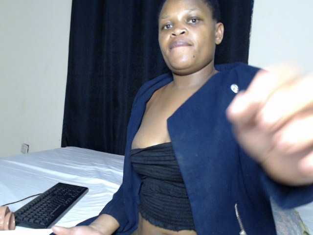 Leylawalker live cam on BongaCams