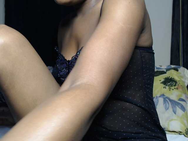 Leylawalker live cam preview