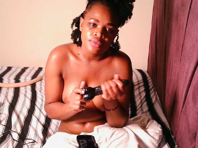 Leylawalker live cam on BongaCams