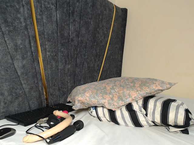 Leylawalker live cam on BongaCams