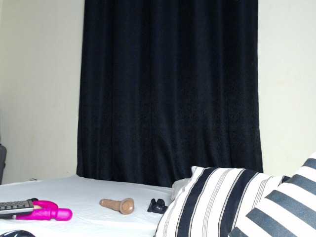 Leylawalker live cam on BongaCams