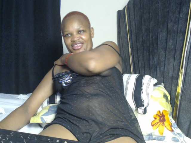 Leylawalker live cam on BongaCams