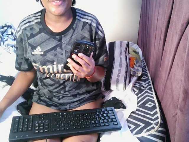 Leylawalker live cam on BongaCams